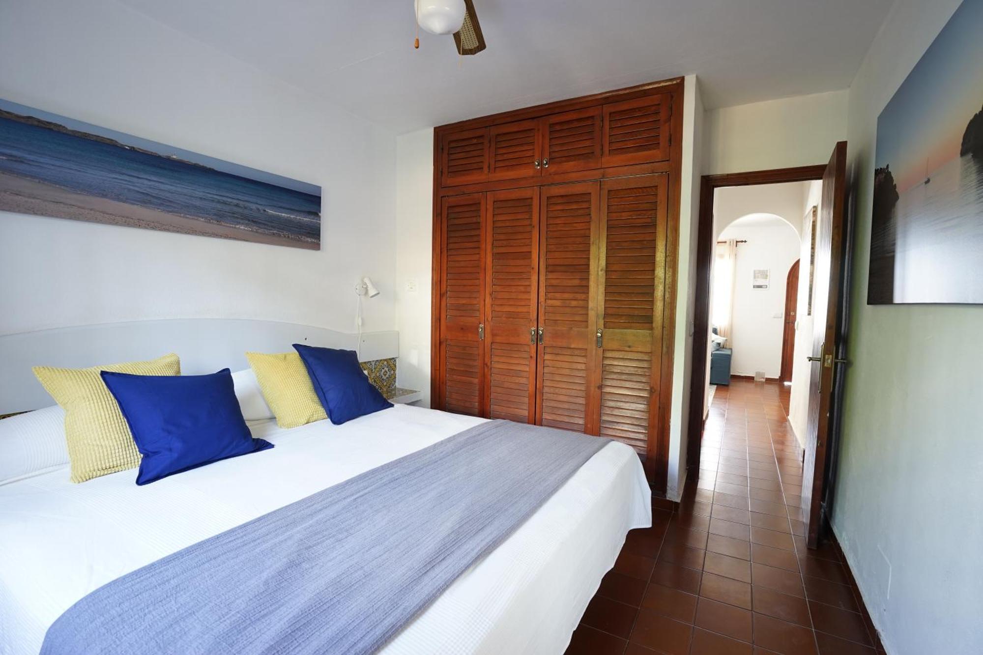 Apartamento Son Bou Bagian luar foto