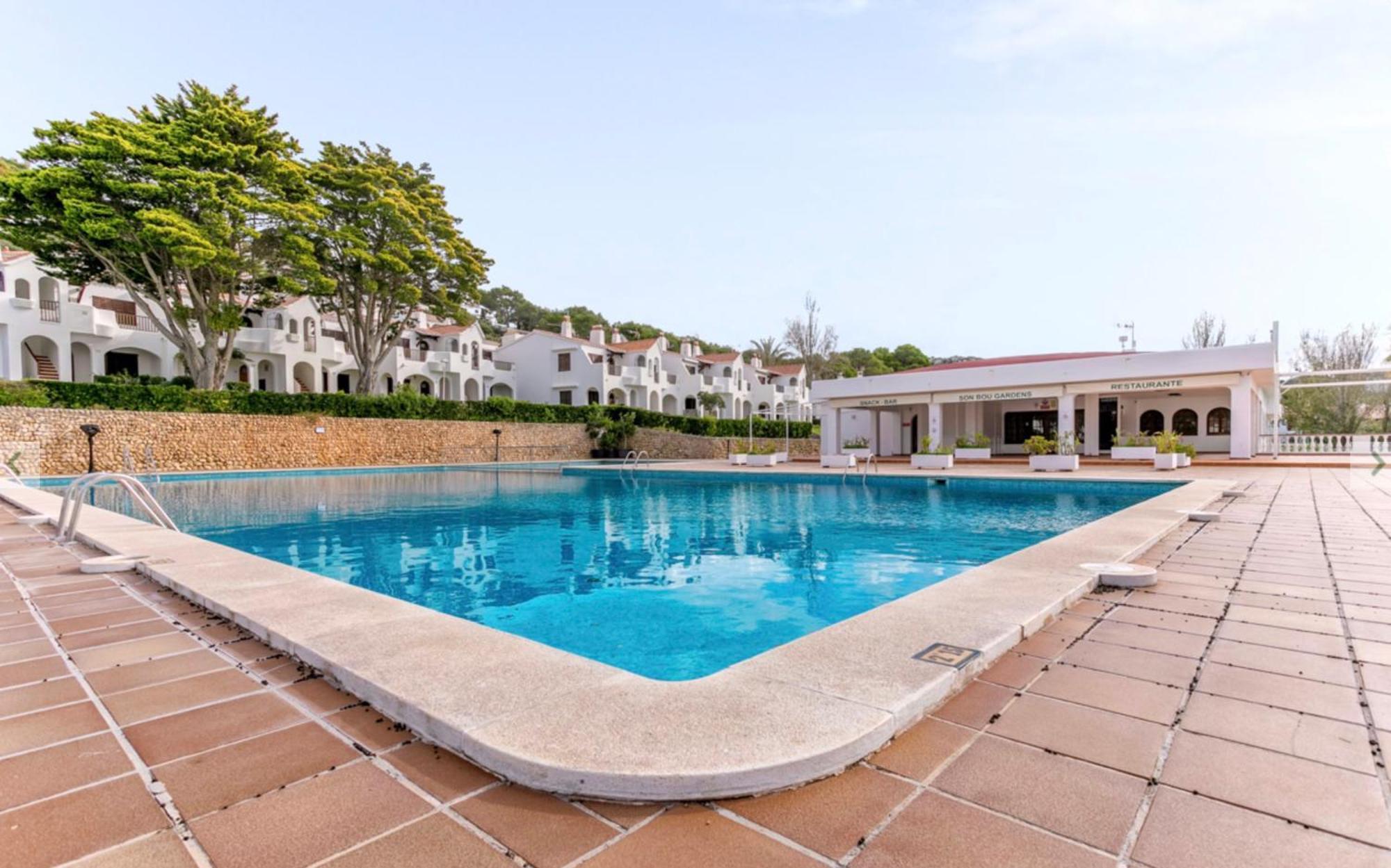 Apartamento Son Bou Bagian luar foto