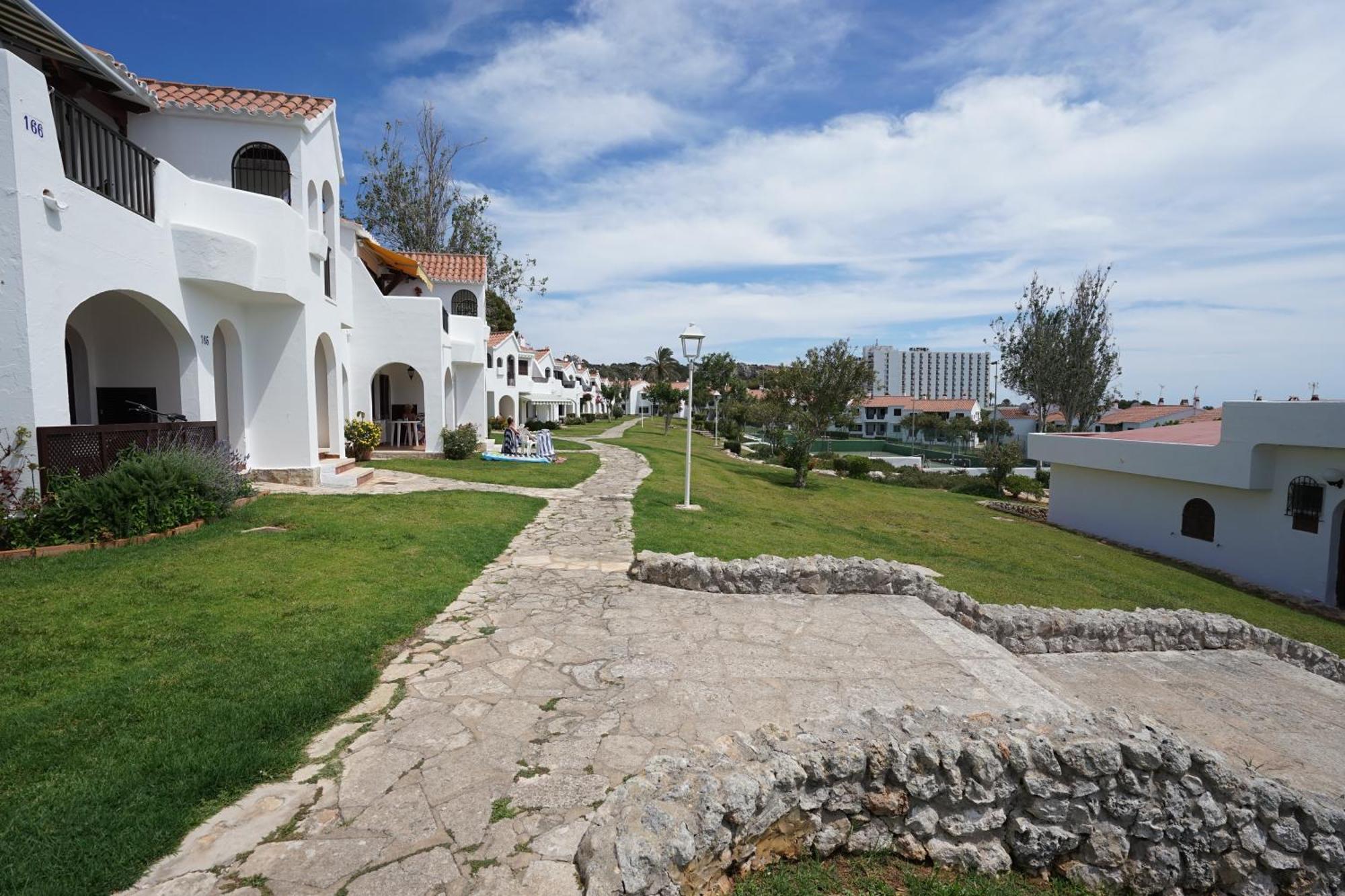 Apartamento Son Bou Bagian luar foto