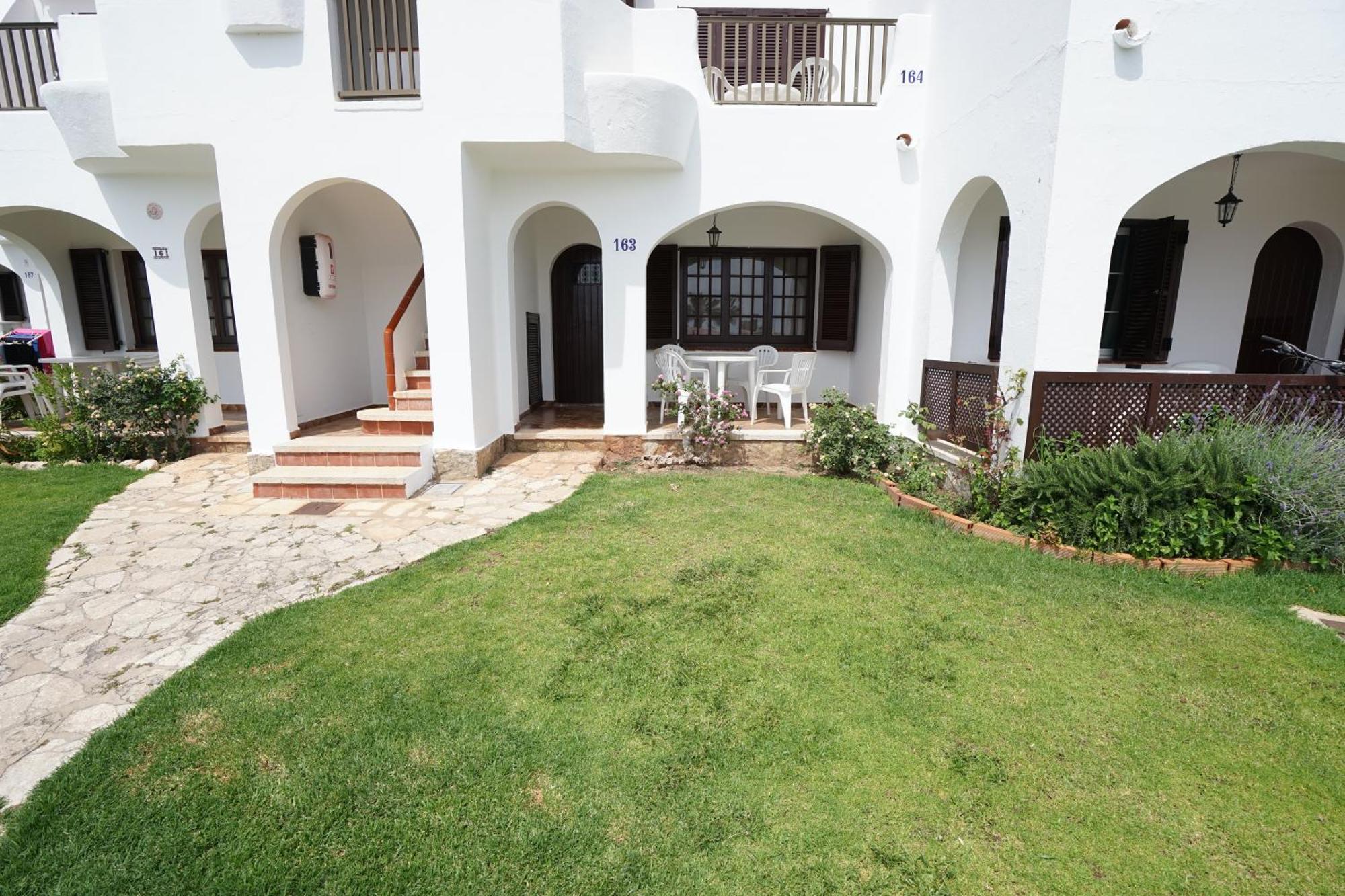 Apartamento Son Bou Bagian luar foto